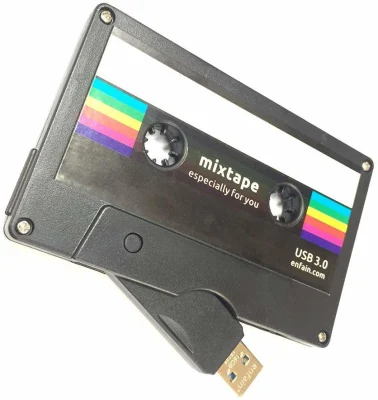 Beau prix bon marché cassette en plastique lecteur Flash USB pour les cadeaux 2 Go 4 Go 8 Go